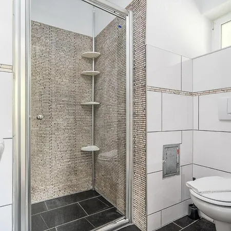 Apartment Ferienhaus-mila Schwarz (Mecklenburgische Seenplatte)